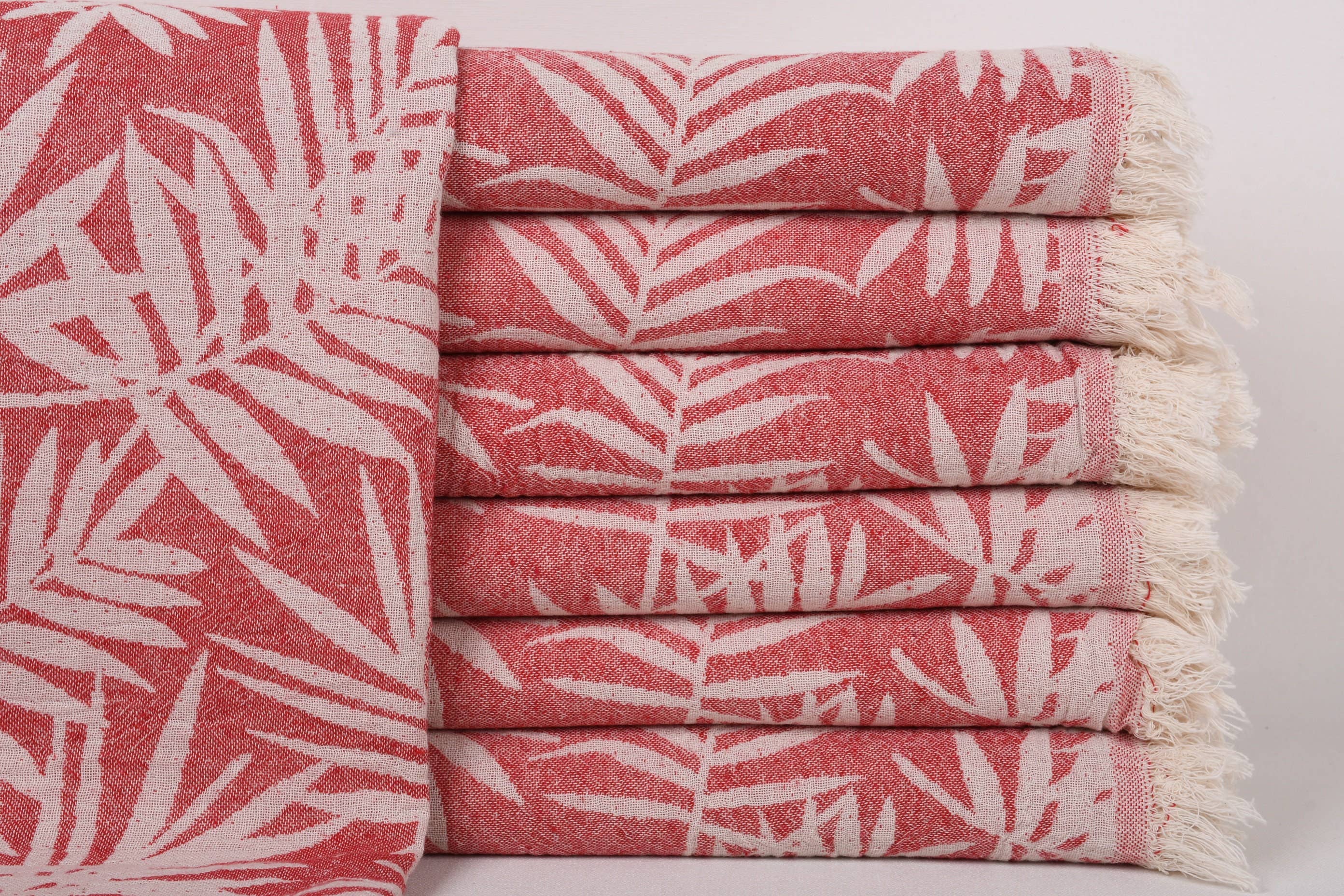Red Leaf Floral Patterned
